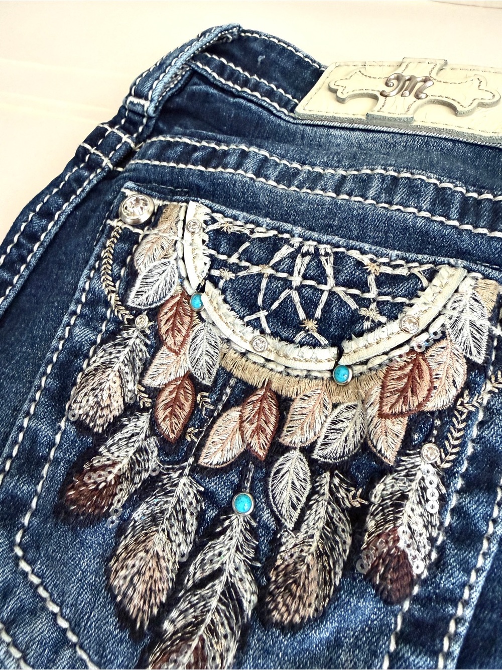 Womens Miss Me Jeans Size 29 Mid Rise Boot Dreamcatcher Y2k Rhinestone Blue - Picture 11 of 12